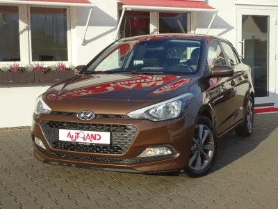 Hyundai i20 1.4 Sitzheizung Tempomat... 