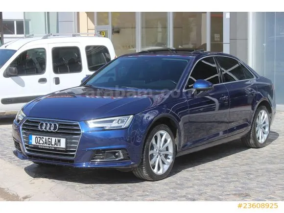 Audi A4 A4 Sedan 2.0 TDI Design Image 1